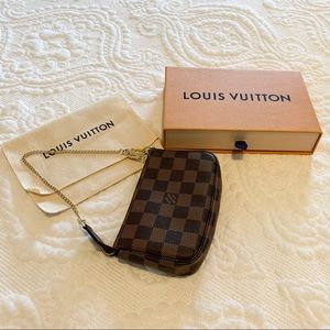 2021 Louis Vuitton Mini Pochette Accessories
